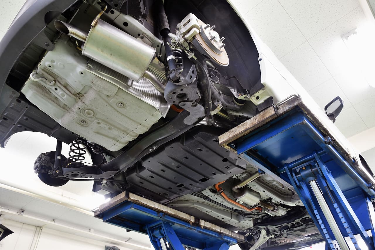 自動車の下まわり